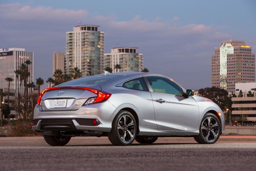  Honda Civic Coupe (FC3) 2016 года  (NA) (фото 24 из 40)